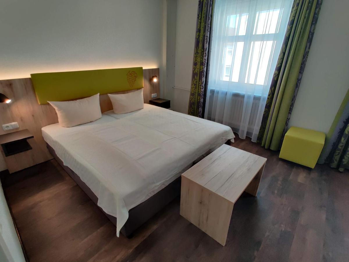 Hotel Goldene Traube Günzburg Kültér fotó