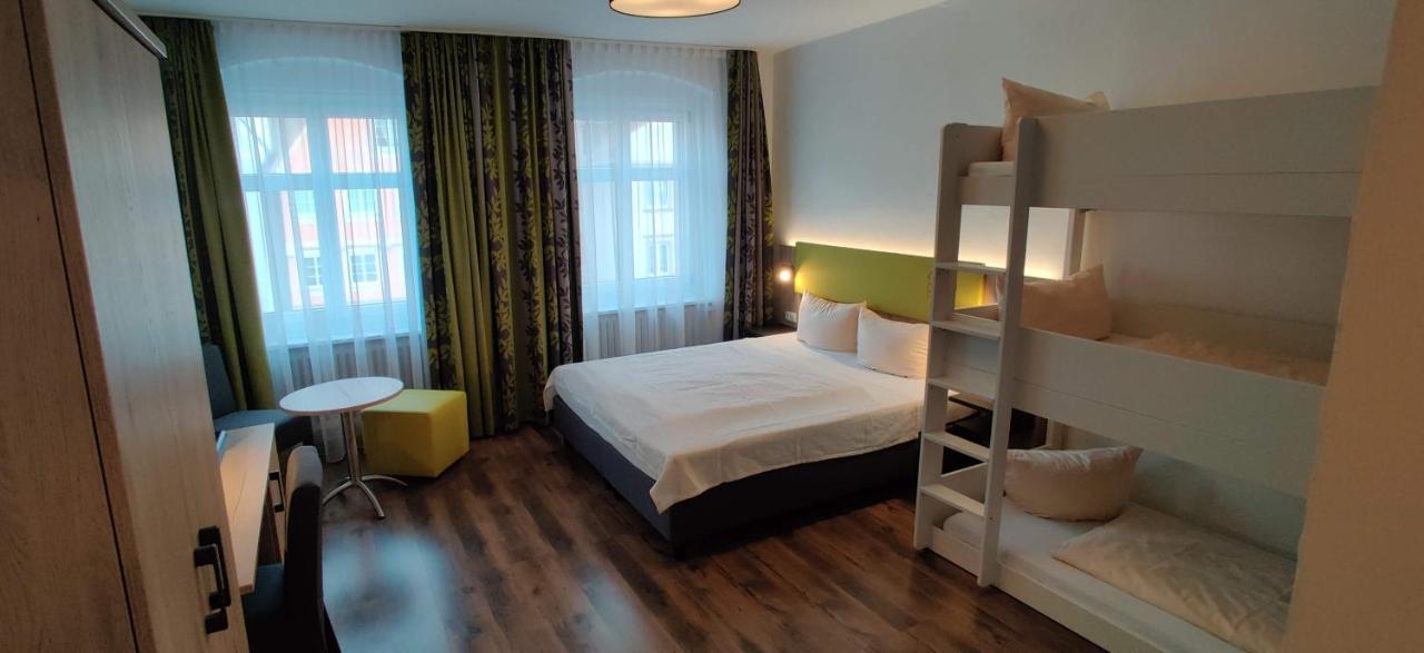 Hotel Goldene Traube Günzburg Kültér fotó